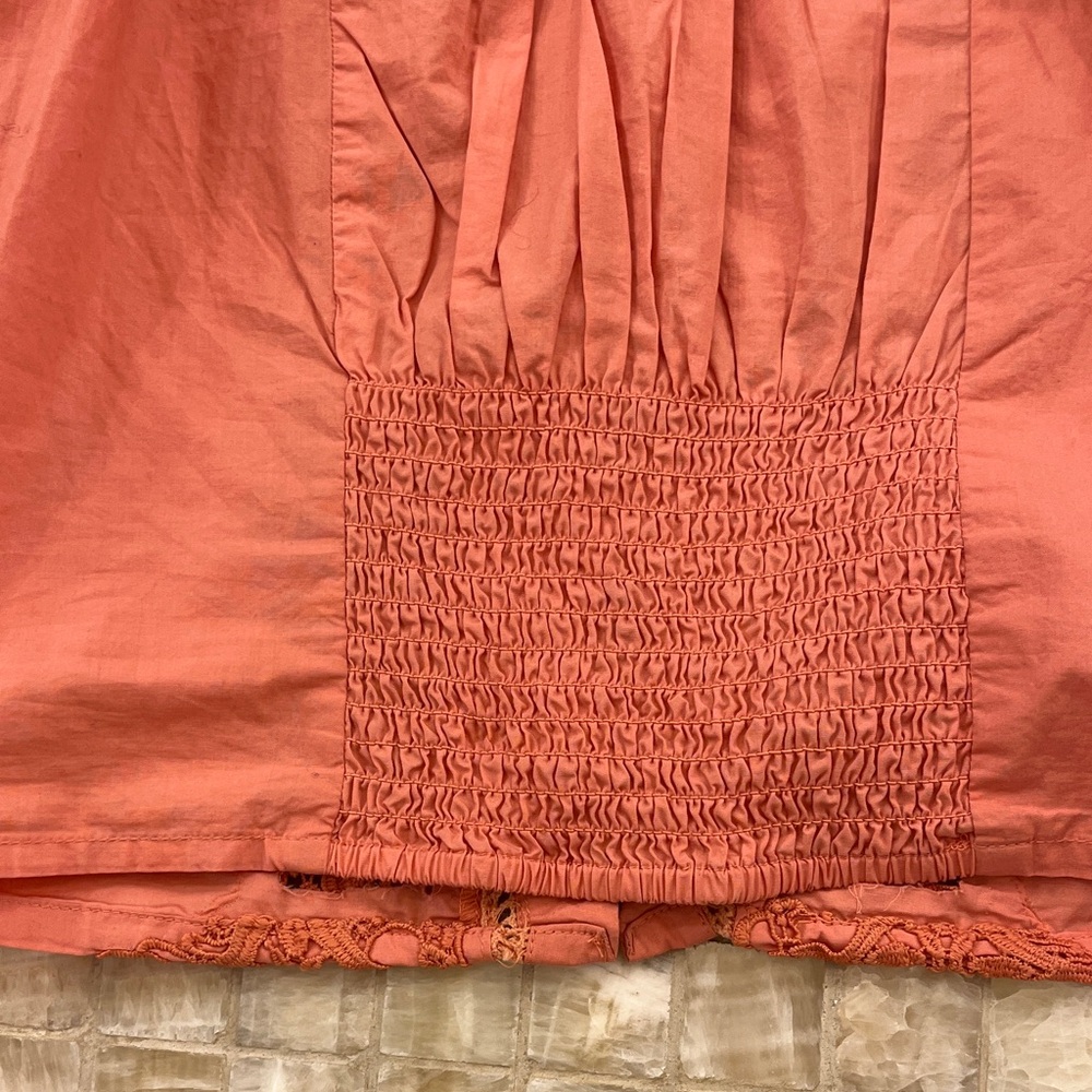 Free People prairie style Button-Front blouse with embroidered detail. Size S/P - Picture 7 of 11